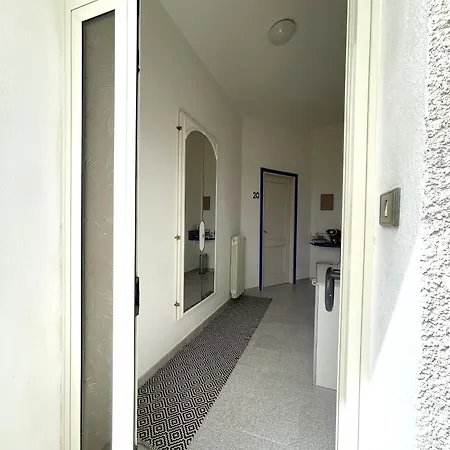 Pensión Imperia85 Lt 3*